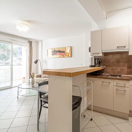 1 Bedroom Near Monaco Train Station Ferienhaus Beausoleil