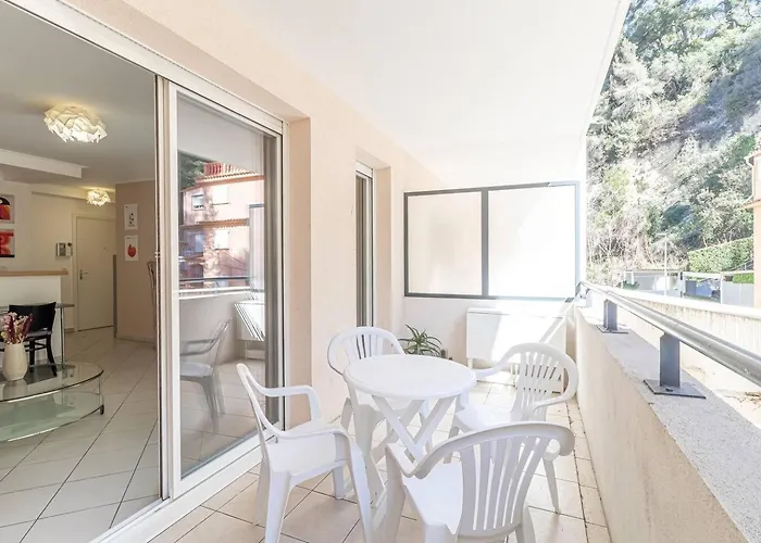 Hébergement de vacances 1 Bedroom Near Monaco Train Station